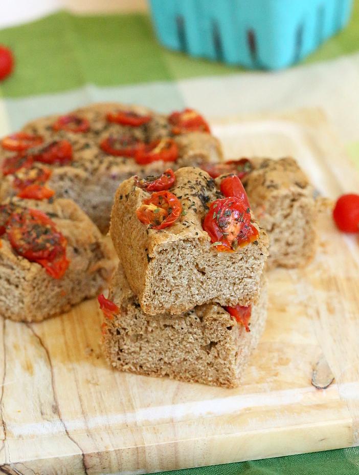 100% Whole Grain Tomato Basil Focaccia. Whole Wheat Tomato Basil Foaccia bread Recipe. Use other herbs like rosemary or thyme | https://veganricha.com #vegan #bread #focaccia