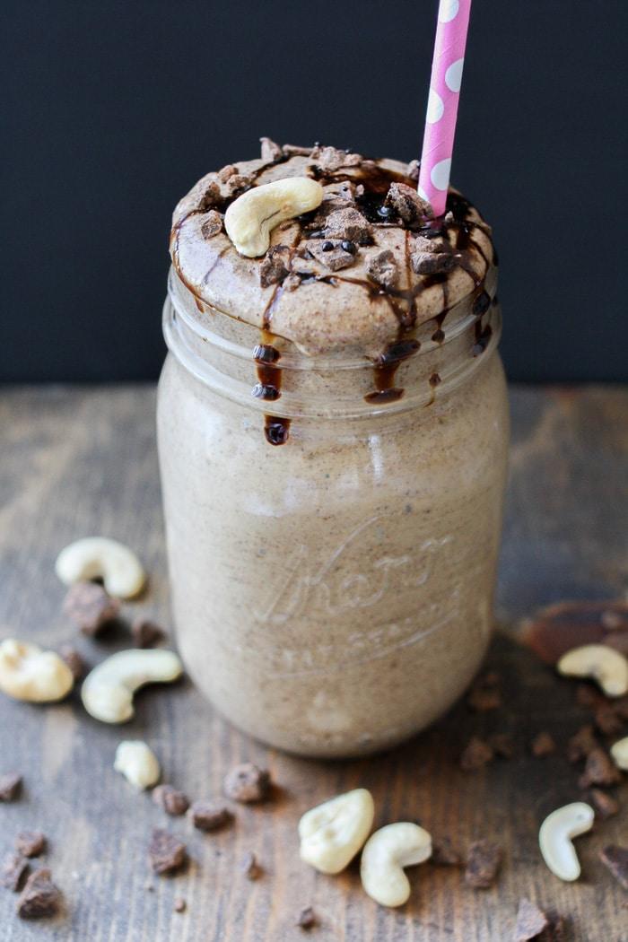 vegan salted caramel chocolate smoothie