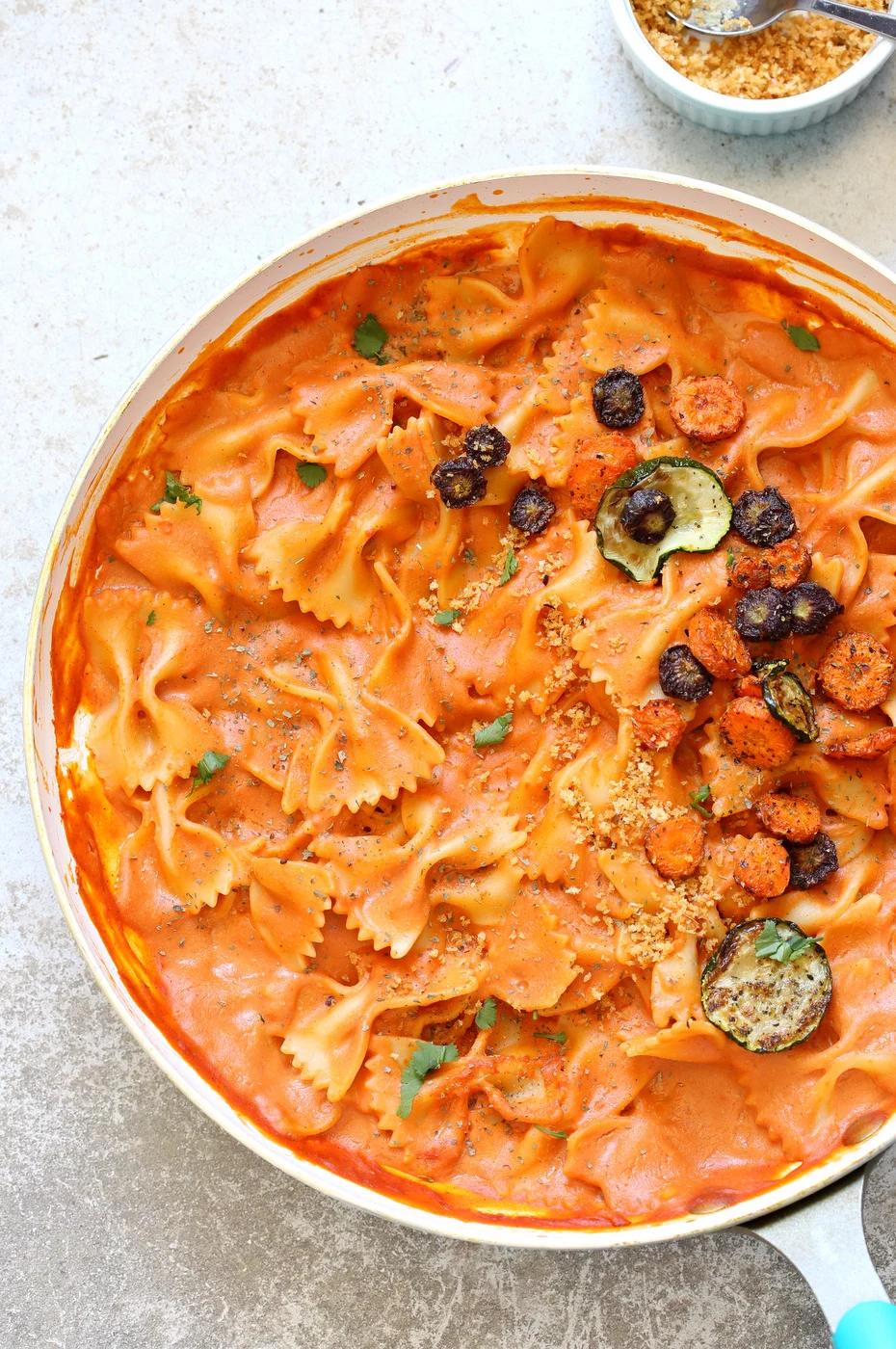 Vegan Rose Sauce Farfalle Pasta with Roasted Veggies. Easy Vegan Rose Sauce, serve with farfalle or other pasta, roasted veggies and vegan parm. #Vegan #veganricha #Soyfree #Recipe. Can be #glutenfree | VeganRicha.com