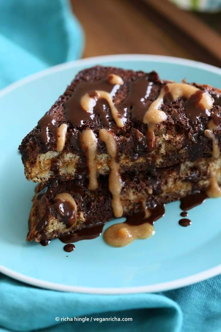 PB Date Caramel Brownie French Toast | Pitzn