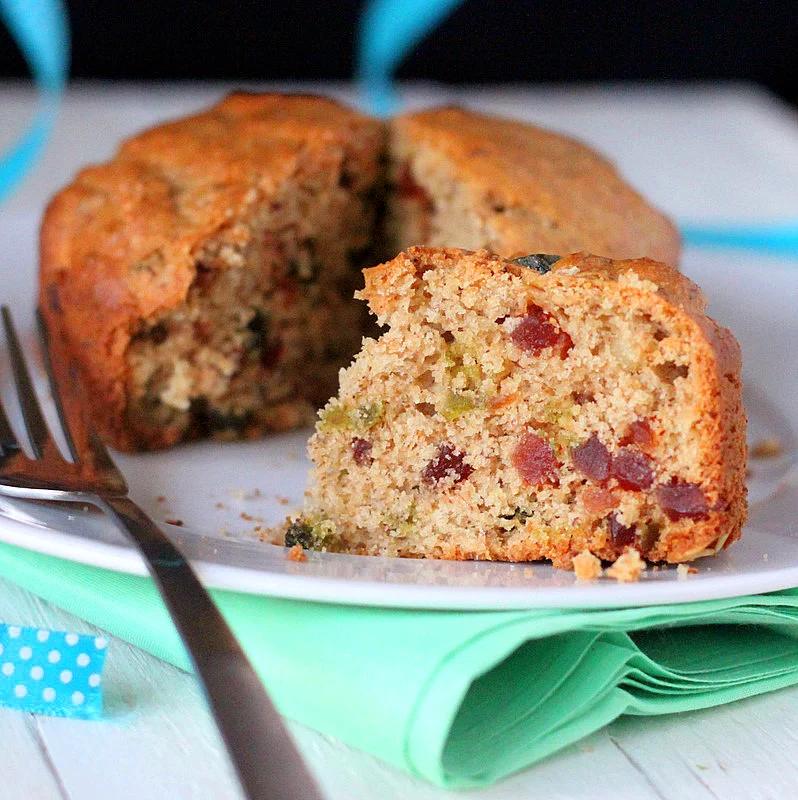 Almond Oat cake with Candied papaya. vegan