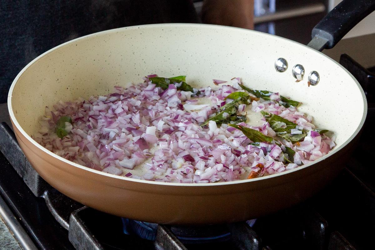 adding onion to the whole spices