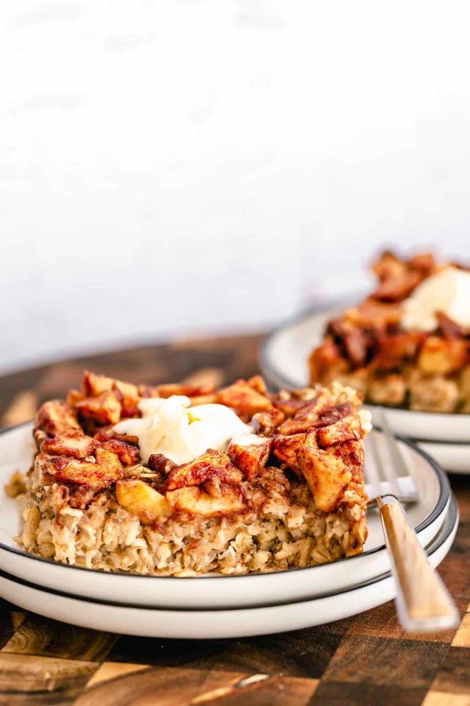 Apple Pie Baked Oatmeal