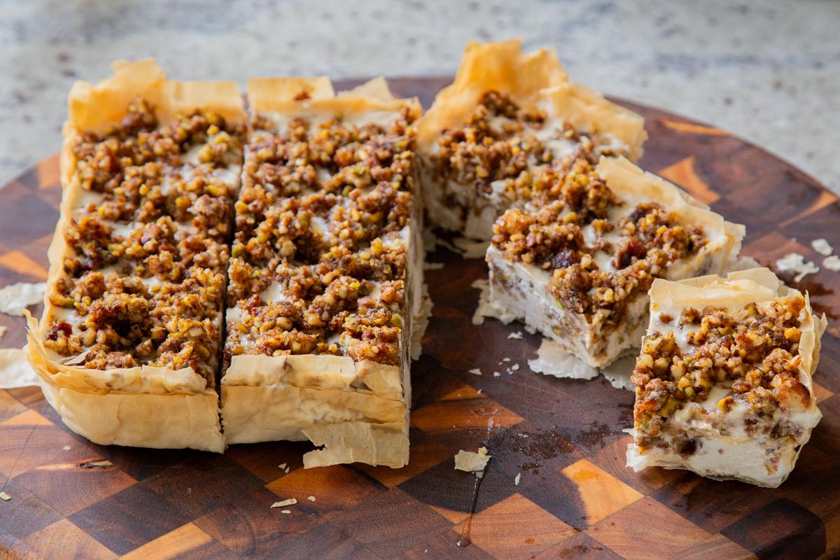 baklava cheesecake with square slices