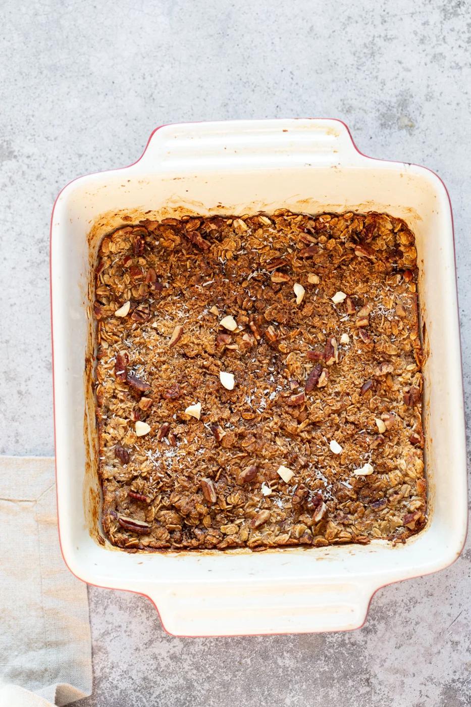 Banana Bread Baked Oatmeal (Vegan)