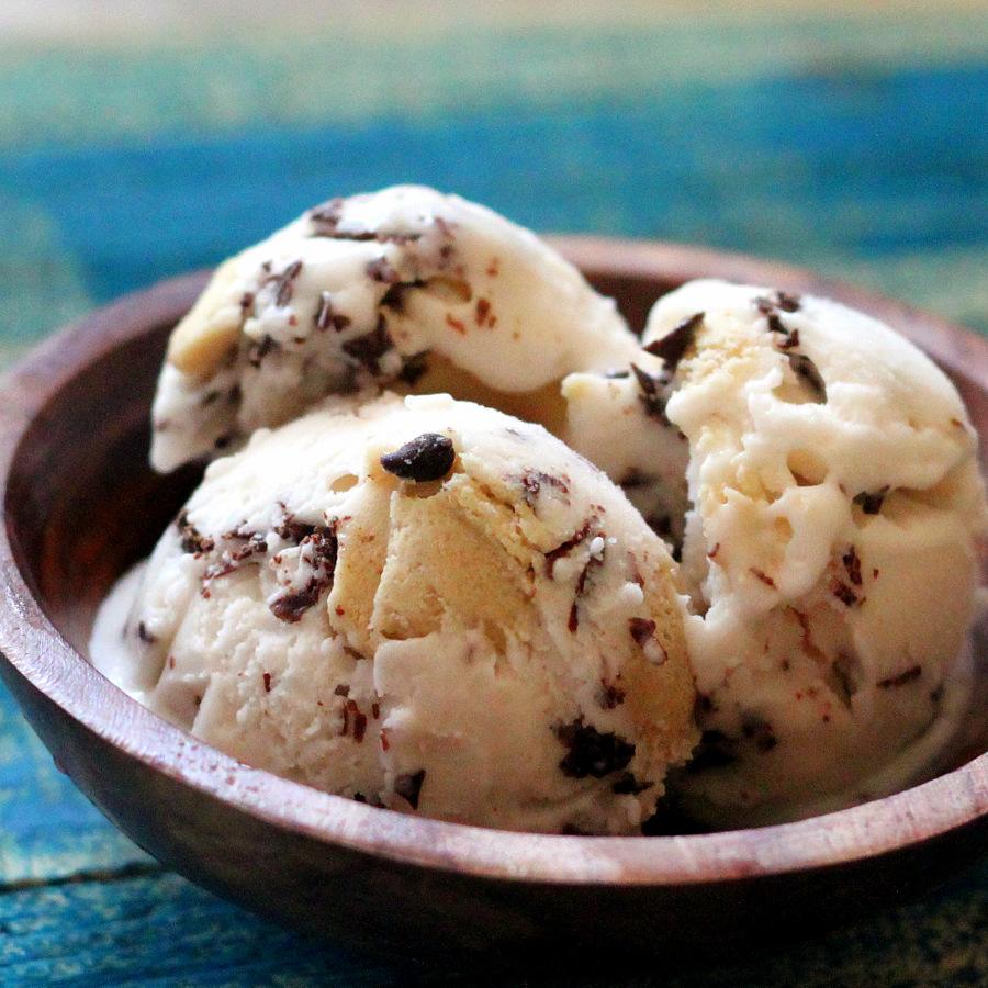 Blueberry Cracker Mango Ice cream-wich, Cookie Dough Ice Cream, Review
