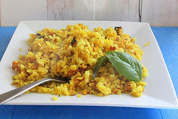 Breakfast Poha (Flattened Rice Flakes with Veggies and Nuts) Vegan, Glutenfree