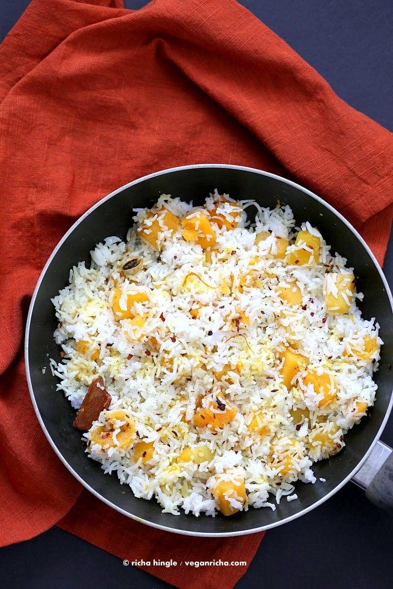 Butternut Squash Pilaf with Whole Spices - Cardamom, cloves, cinnamon. Use other squash or pumpkin and spices of choice. | VeganRicha.com #Vegan #Glutenfree #Holiday #side #Recipe