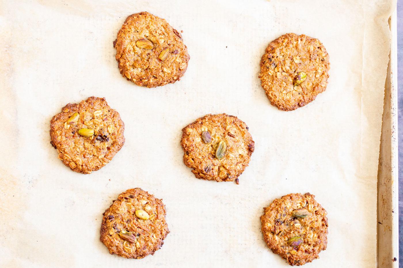 freshly baked vegan carrot cake cookies