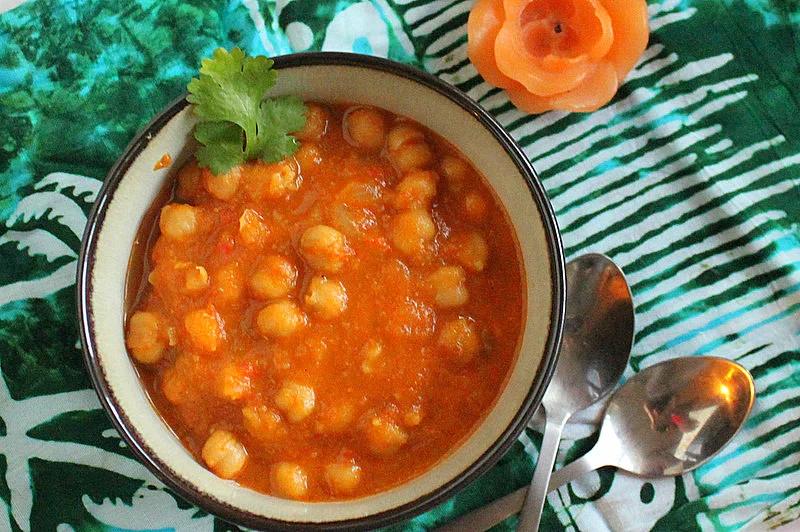 Chana Masala/Chole (Chickpea Curry) and Chana Masala Spice blend. vegan, glutenfree