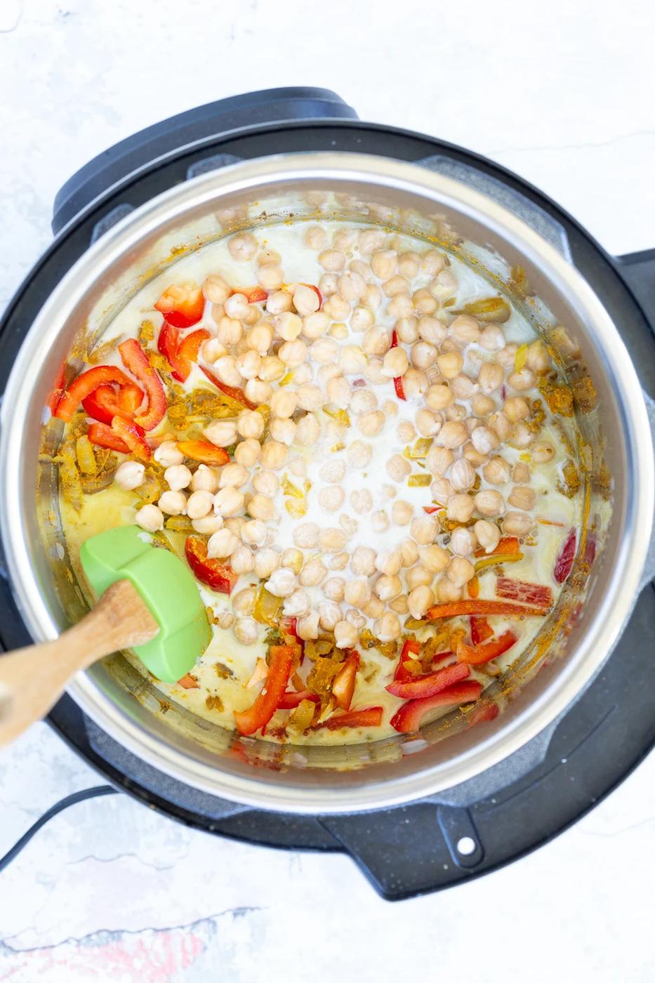 Chickpea Coconut Curry - Instant Pot or Saucepan. This 1 Pot Coconut Chickpea Curry is flavorful and Easy. Add other veggies like sweet potato, squash. #Vegan #Glutenfree #Nutfree #Soyfree #Recipe #Chickpeacoconutcurry #veganricha.