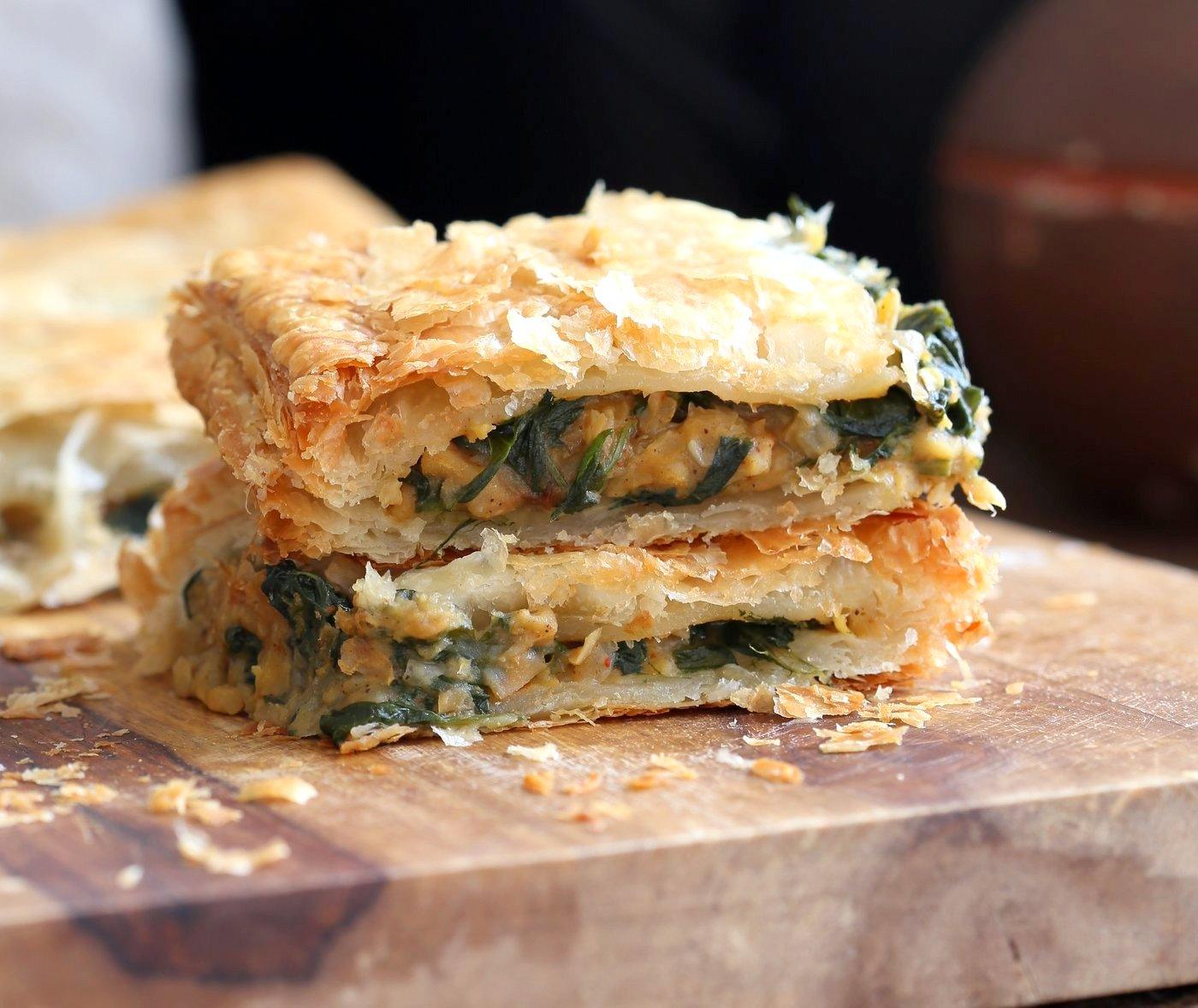 Chickpea Spinach Pie with Berbere Spice. Easy Chickpea Spinach Pastry for holidays and company with vegan puff pastry. Use spices or blends of choice. Use lentils for variation. Vegan Soy-free Nut-free Recipe. | VeganRicha.com