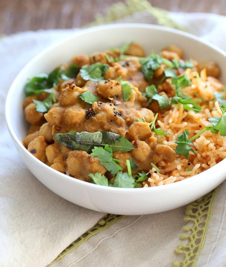 Chana Gassi /Ghassi - Mangalorean Coconut Onion sauce with Chickpeas. Regional Indian Curry simplified. #Vegan Gluten-free Soy-free Nut-free #Recipe #veganricha | VeganRicha.com