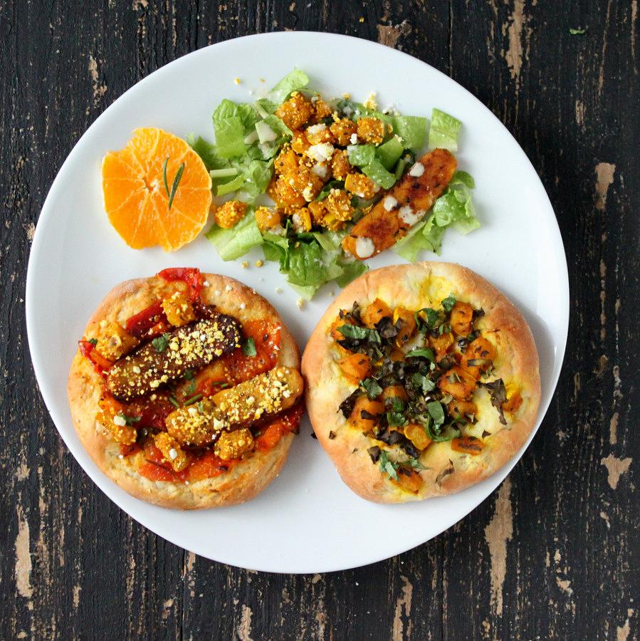 Chopped: Popcorn crusted Butternut Squash, Kale, Tempeh, Apricot and Tomato Chutney on Rosemary and Popcorn Individual Pizzas. vegan recipe