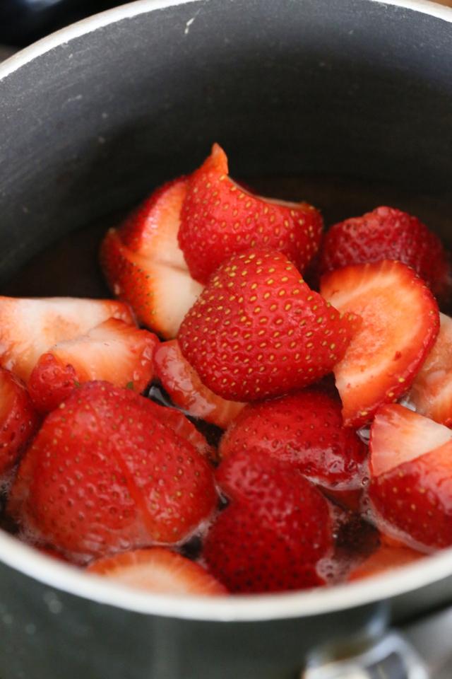 Chunky Strawberry Ice Cream. Vegan Strawberry Ice Cream with coconut milk. Dairy-free | https://VeganRicha.com #icecream #vegan