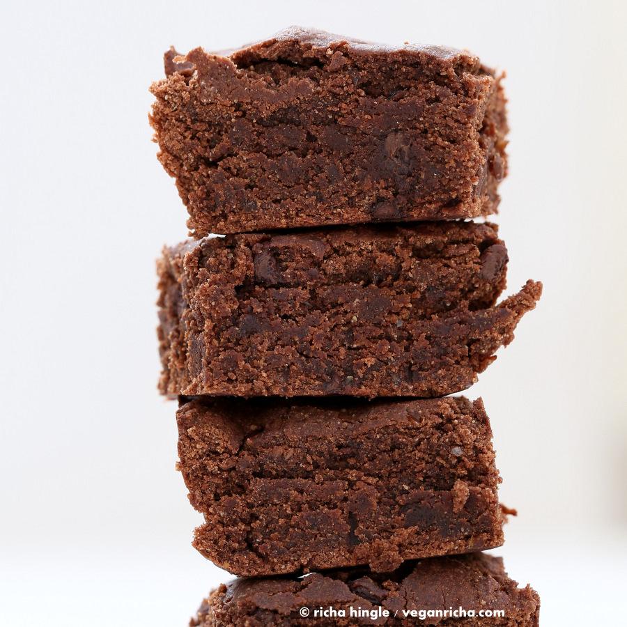 Vegan Coconut Flour Brownies | Pitzn