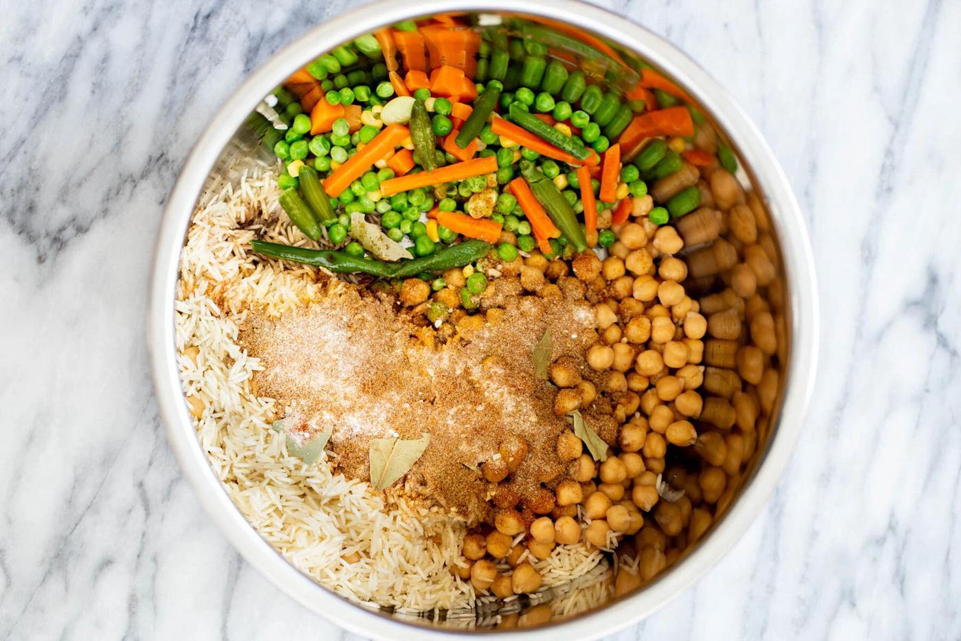 ingredients for chickpea fried rice in an Instant Pot