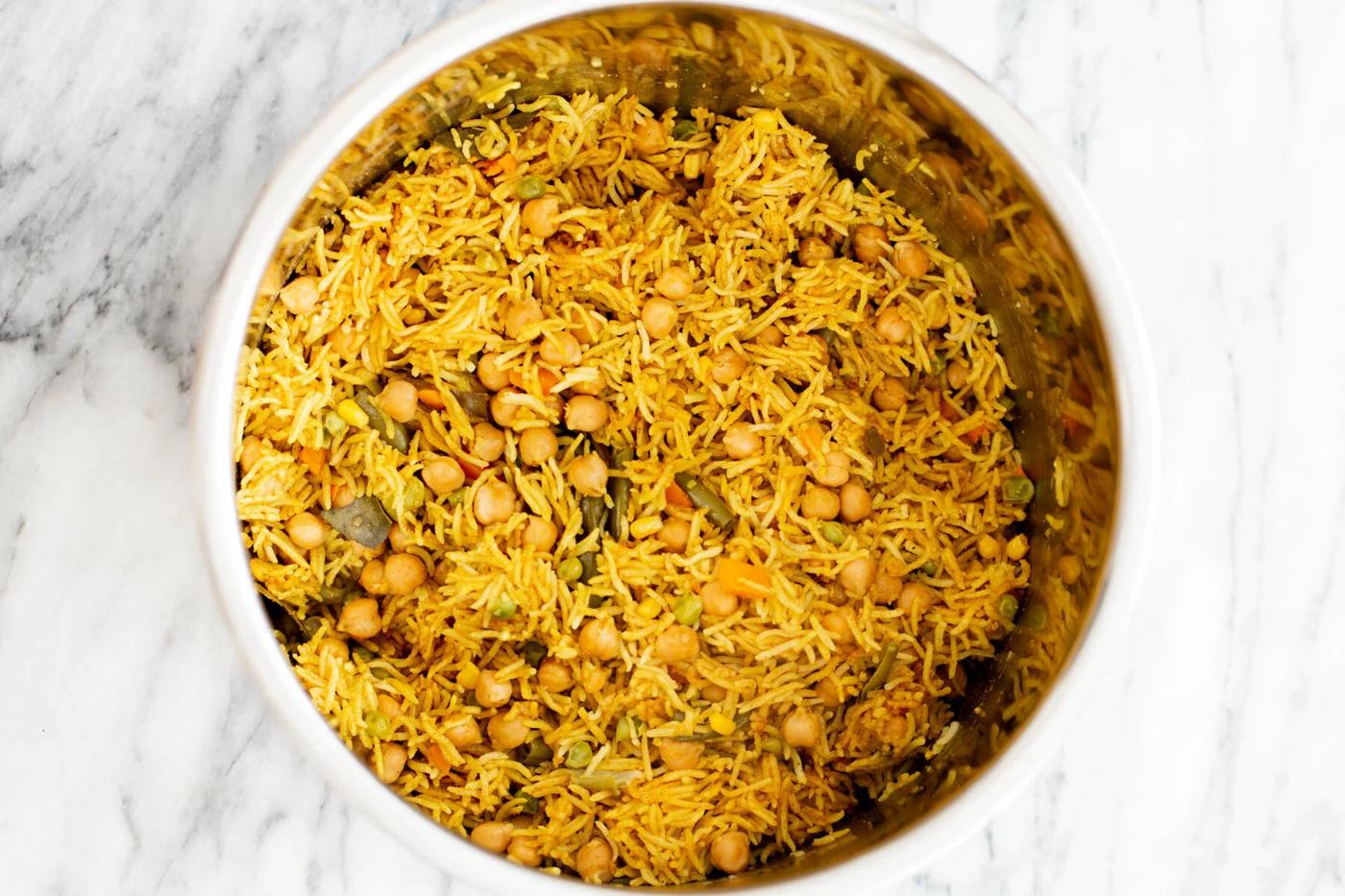 chickpea fried rice in an Instant Pot