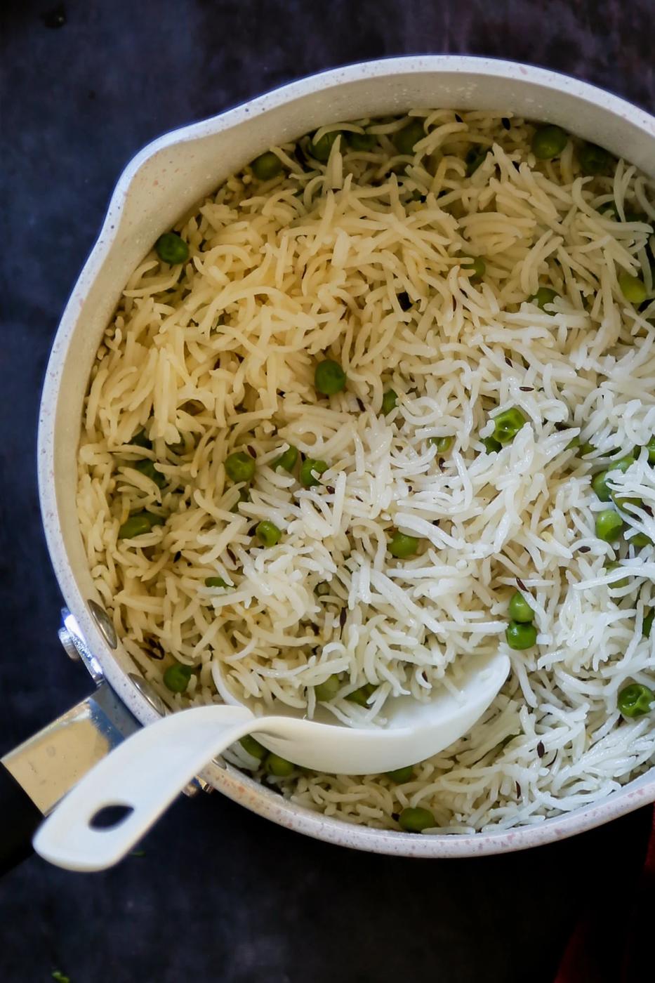 rice and peas in the pot after cooking