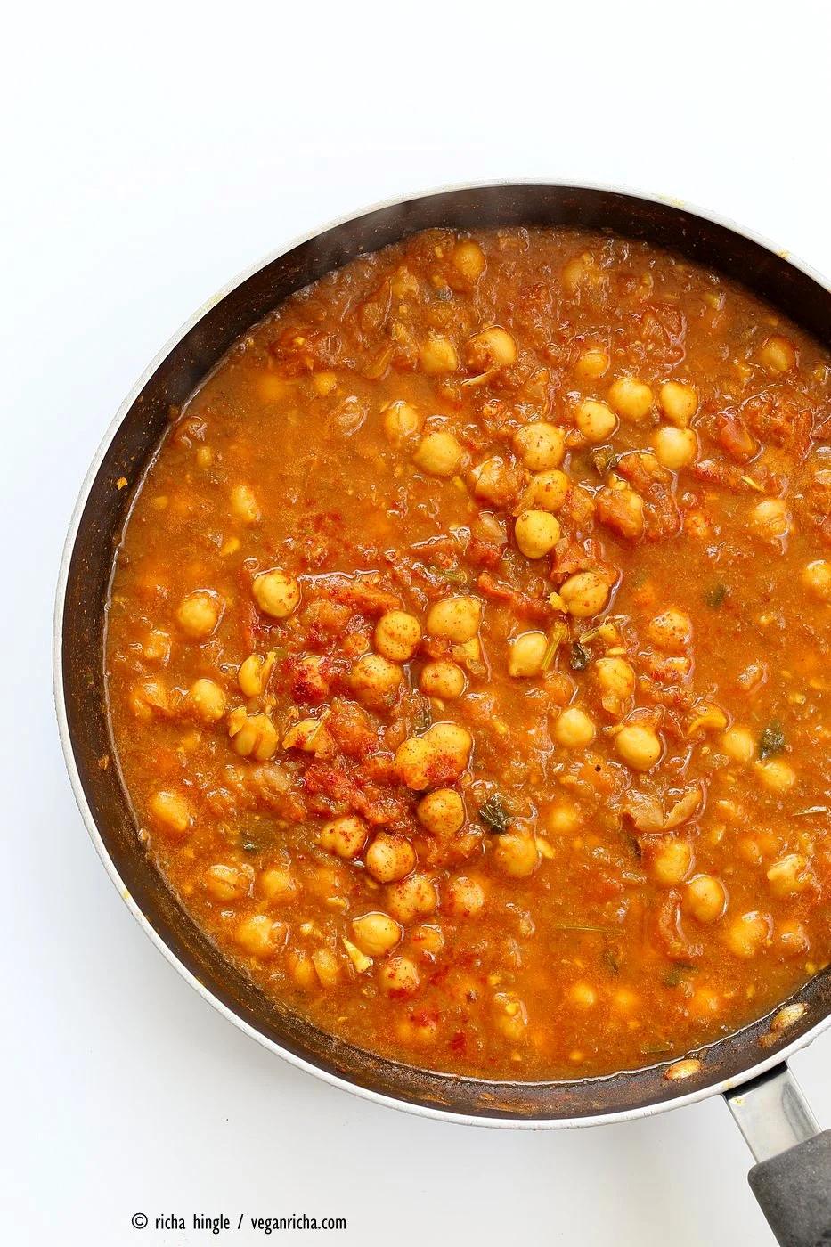 Easy Chickpea Curry Spiced Potato Bowl. Quick Chickpea Curry served with rice or cooked grains and 5 ingredient Spiced Potatoes. Vegan Gluten-free Soy-free Recipe | VeganRicha.com