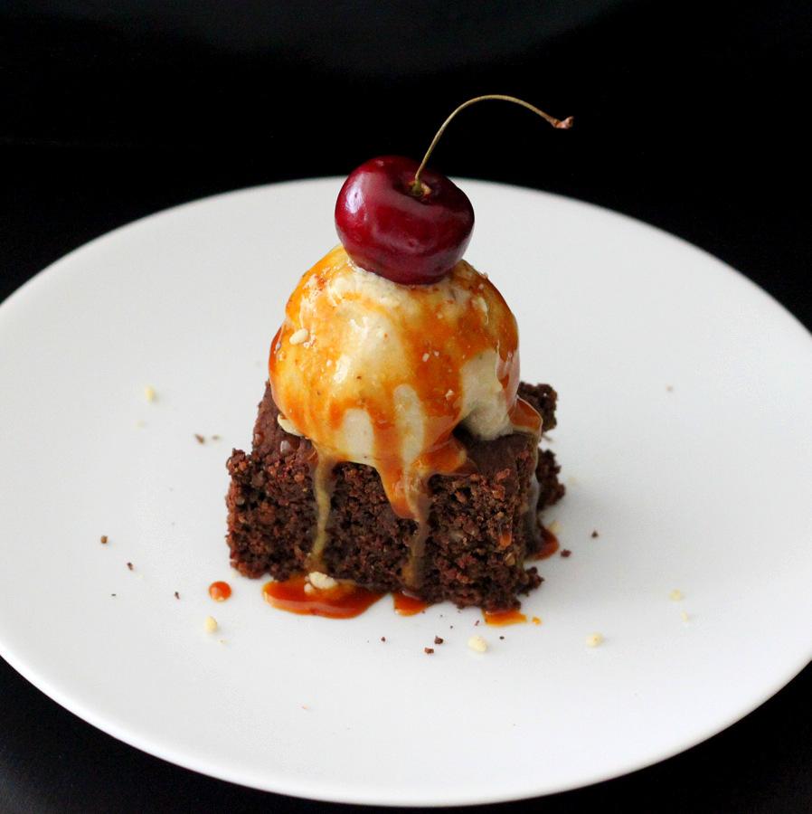 Easy Chai Banana Ice cream, Mocha Chocolate cake, Chai spice Caramel Sundae. vegan recipe