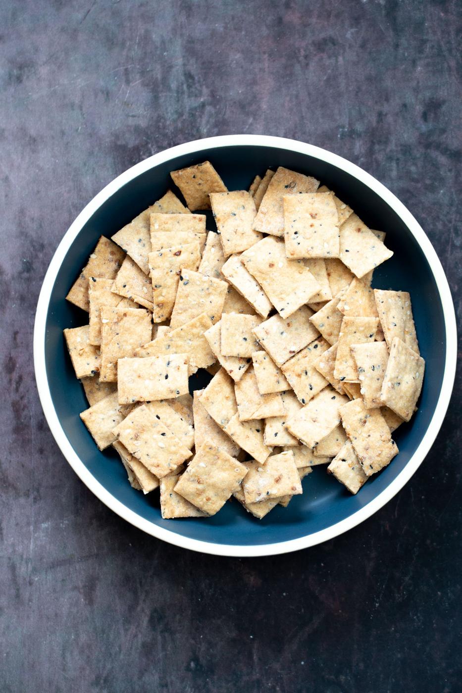 a bowl with homemade everything but the bagel crackers