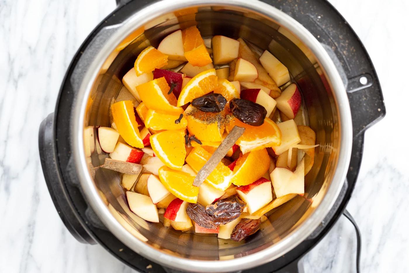 Ingredients for Instant Pot Apple Cider in Instant Pot