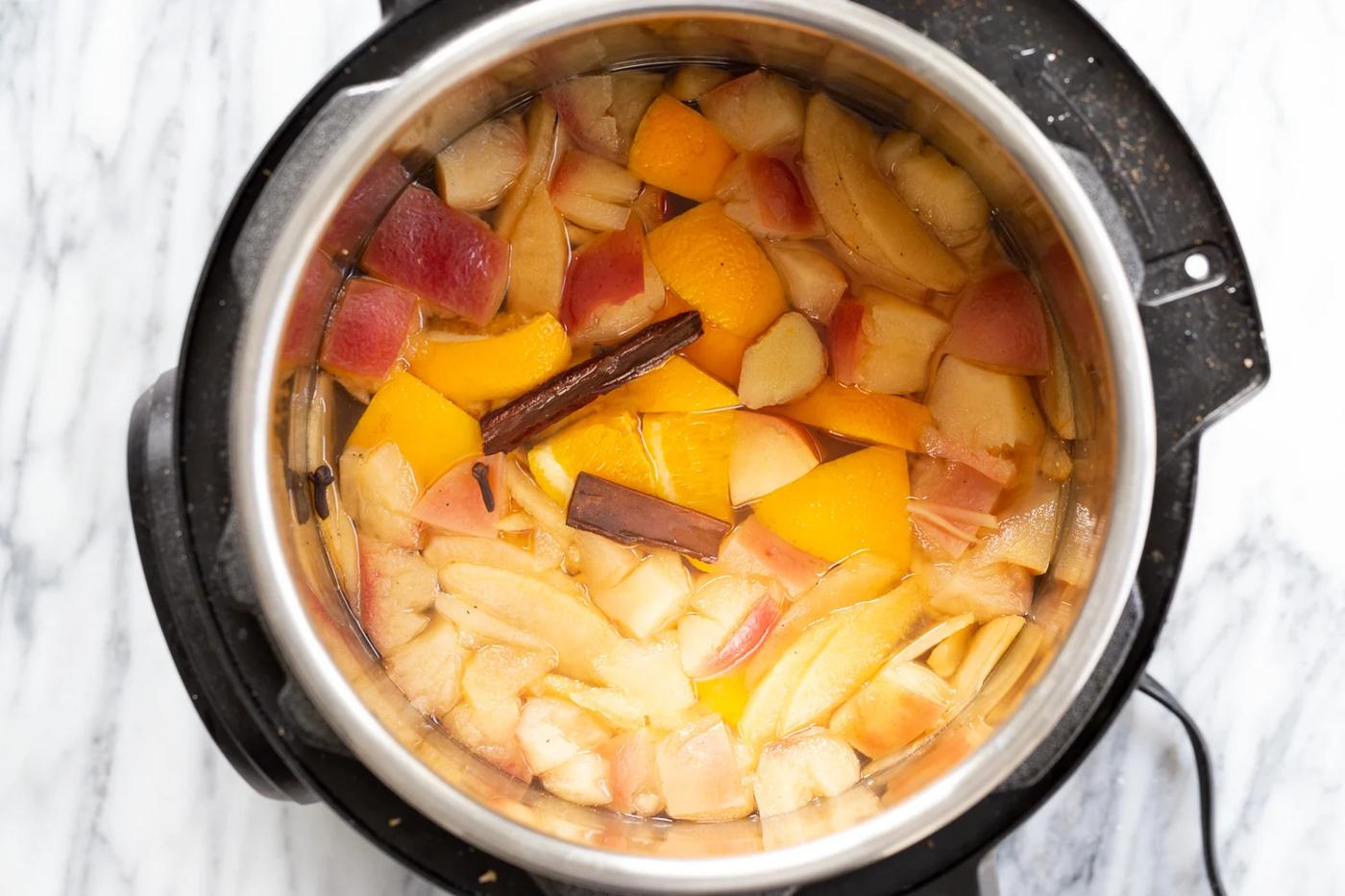 Cooked Instant Pot Apple Cider in Instant Pot