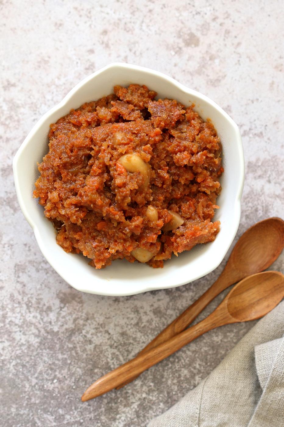 Instant Pot Gajar Halwa - Vegan Carrot Halwa Recipe. Carrot Halwa is an Indian dessert, a flourless Carrot Cake Crumble/pudding that is spiced with cardamom and served during festivals. #Vegan #Glutenfree #Soyfree #Recipe #veganricha | VeganRicha.com