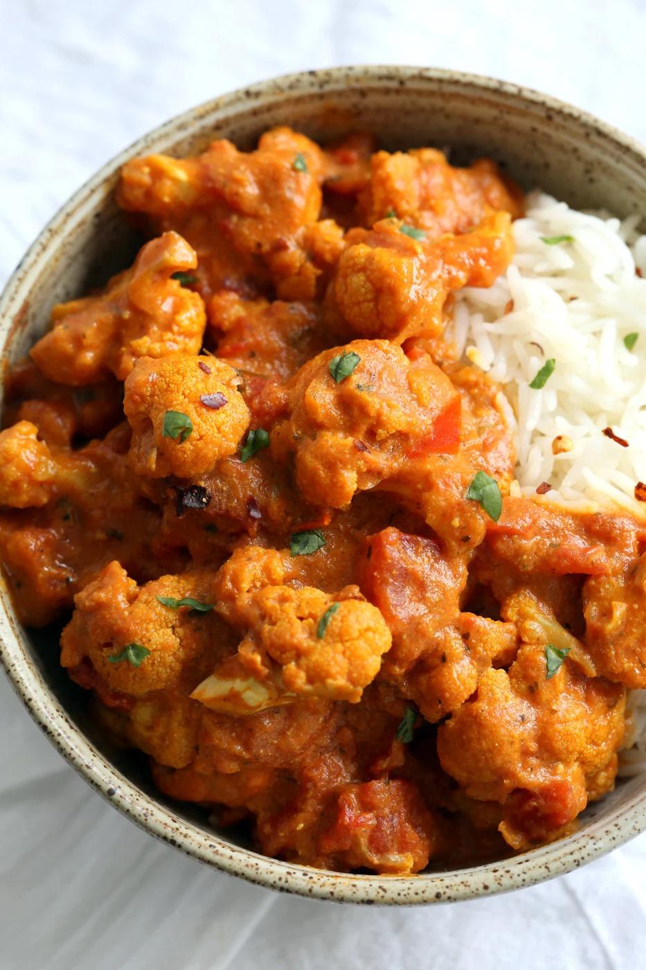 Instant Pot Tikka Masala - #Vegan Tikka Masala Sauce Recipe. Easy Tikka masala sauce, made in a Pressure Cooker. Saucepan option. Add veggies, tofu, chickpeas, vegan chickin subs. #Glutenfree #Soyfree #Nutfree #recipe #VeganRicha