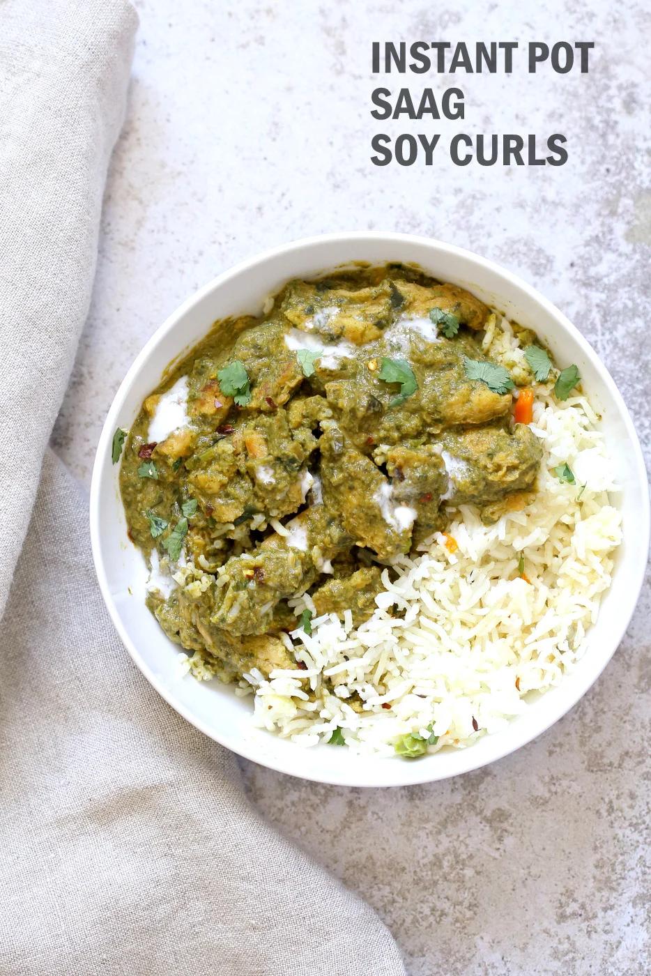 Instant Pot Vegan Chicken Saag with Soy Curls. Use seitan, tempeh, baked tofu, chickpeas or chikin substitutes for variation. Use potatoes to make Saag Aloo. 1 Pot Soy curls in Spinach Sauce. #Vegan #Glutenfree #Recipe Can be Soy-free and Nut-free #veganricha | VeganRicha.com