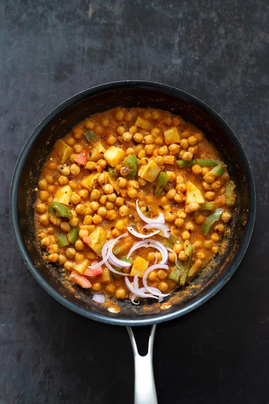Kadai Chole – Spiced Chickpeas and Potatoes