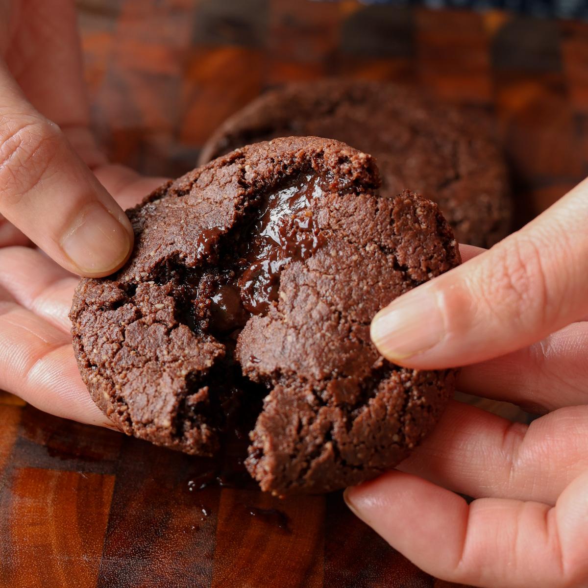 Molten Lava Cookies