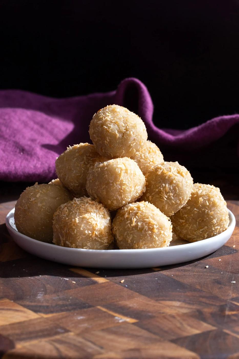 Lemon Coconut Energy Bites 1 Bowl Grain-free