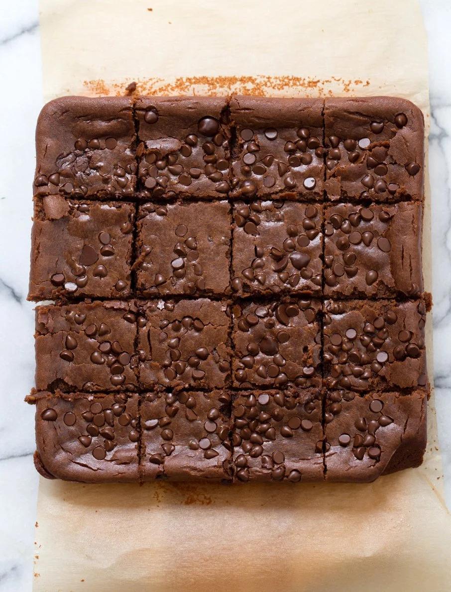 Fudgy Lentil Brownies. High Protein Brownies that dont taste beany! #Vegan #Glutenfree Recipe. Can be #Nutfree #veganricha | VeganRicha.com