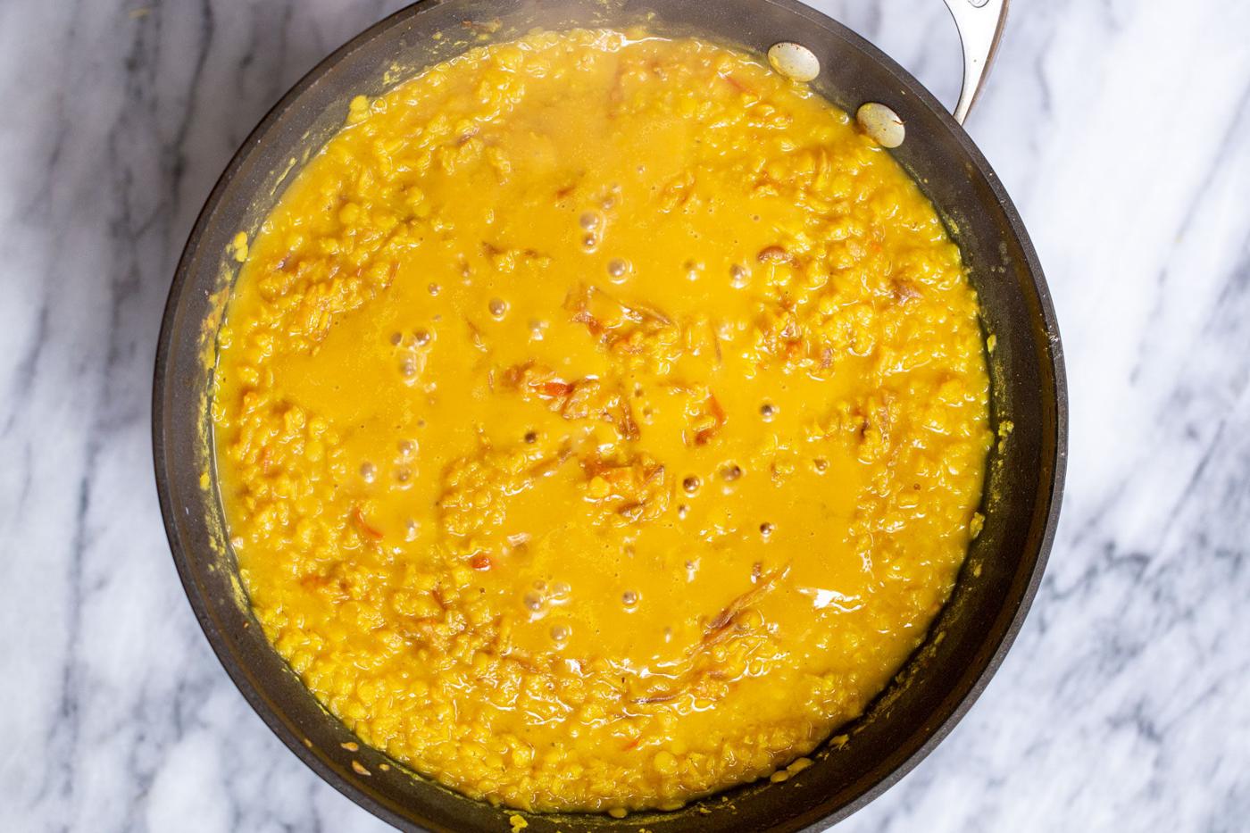 masoor dal tadka in a sauteeing pan