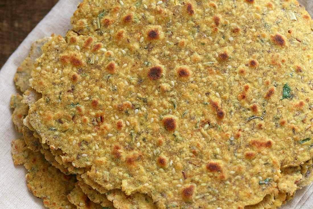 Methi Thepla - High Protein Savory Herbed Flatbread | Pitzn
