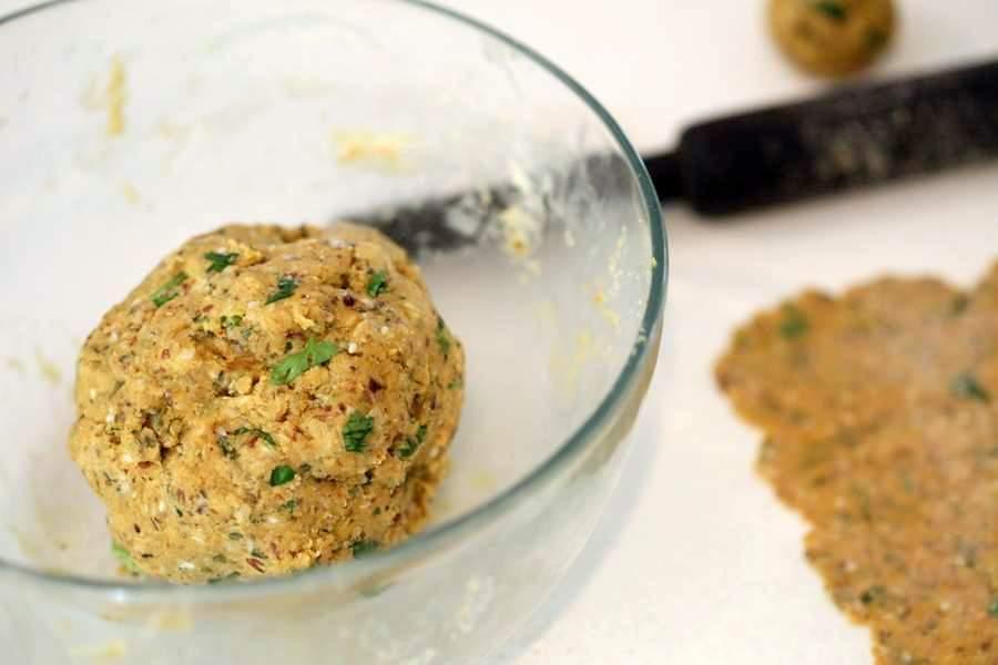 Methi Thepla - High Protein Savory Herbed Flatbread | Pitzn