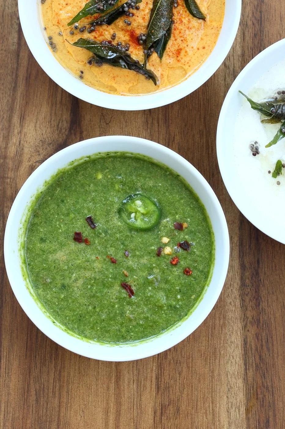 Easy Mint Chutney. Indian Mint Cilantro Chutney to serve with Snacks, Samosa, Chaat, pakoda /fritters, potato cutlets and more. Pudina chutney. Vegan Gluten-free Recipe | VeganRicha.com