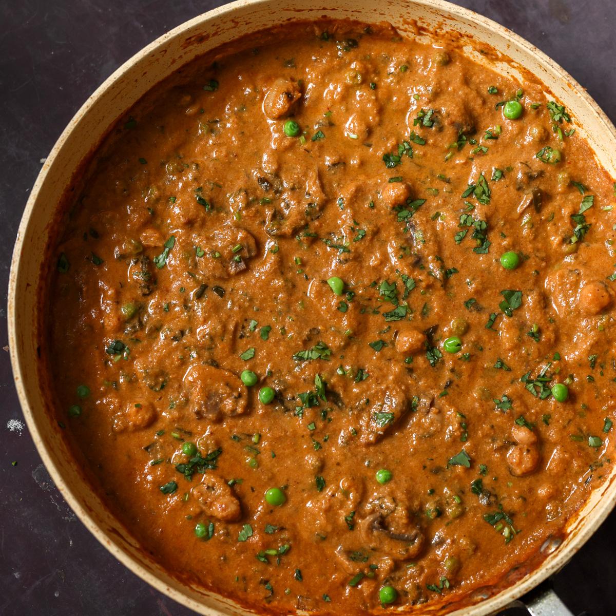 Mushroom Matar Masala (Mushroom and pea curry)