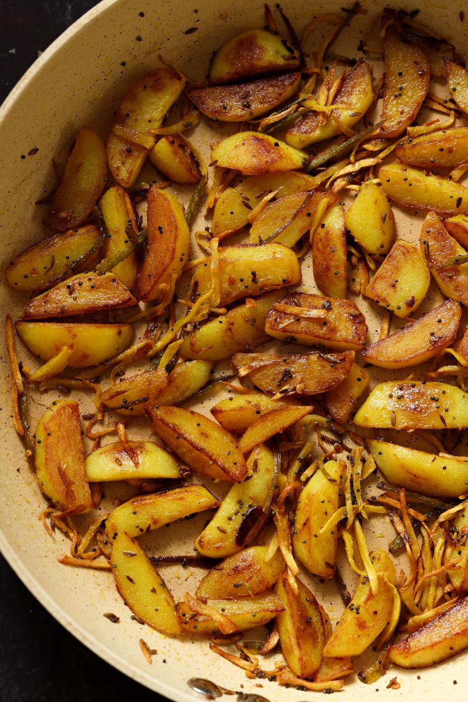 close-up of Nepali aloo in the pan after cooking