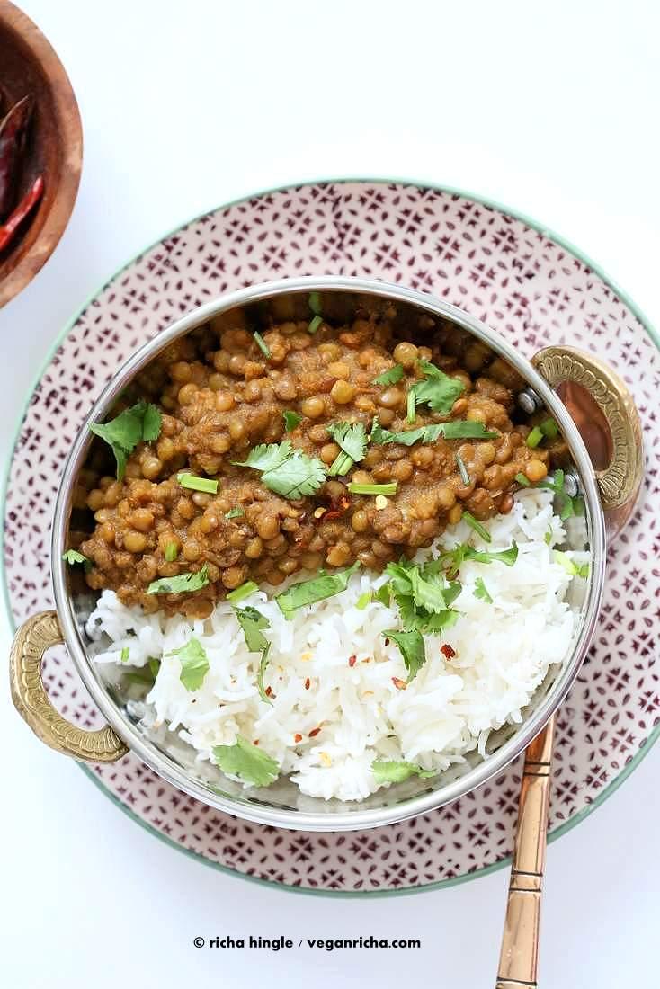Oil free Lentil Soup. Spicy Garlic Dal