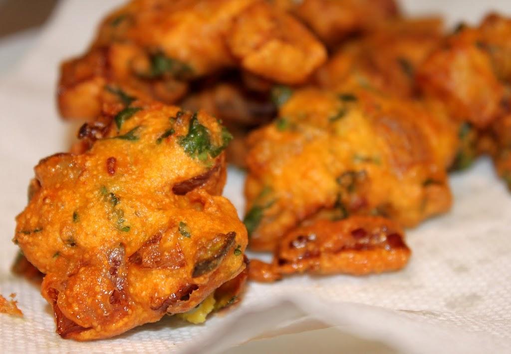 Onion Fritters – Kanda Bhaji/Pakora Simple pleasures