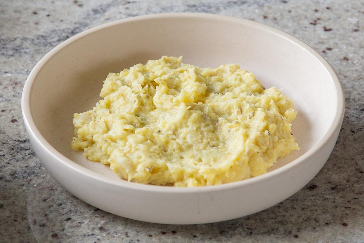 potato-cauliflower mash in a bowl
