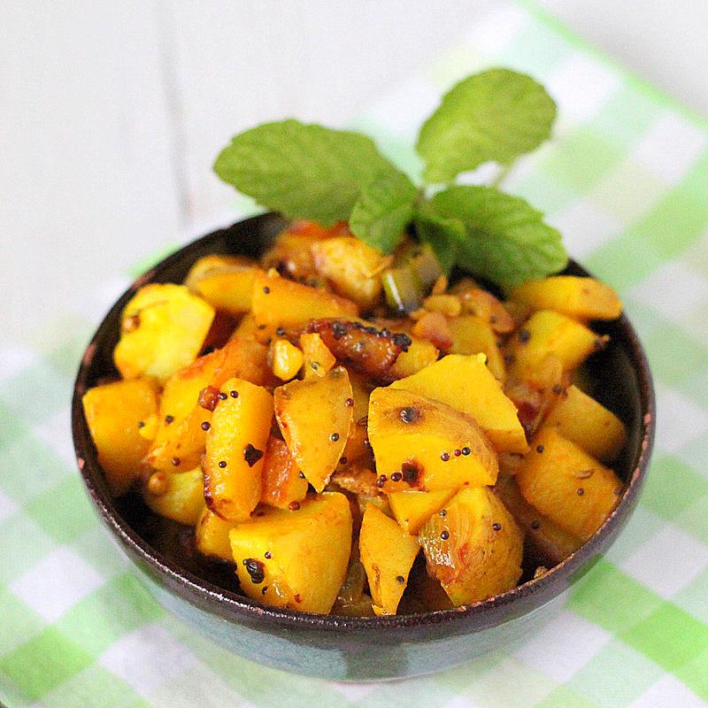 Potatoes with whole indian spices. Vegan. glutenfree