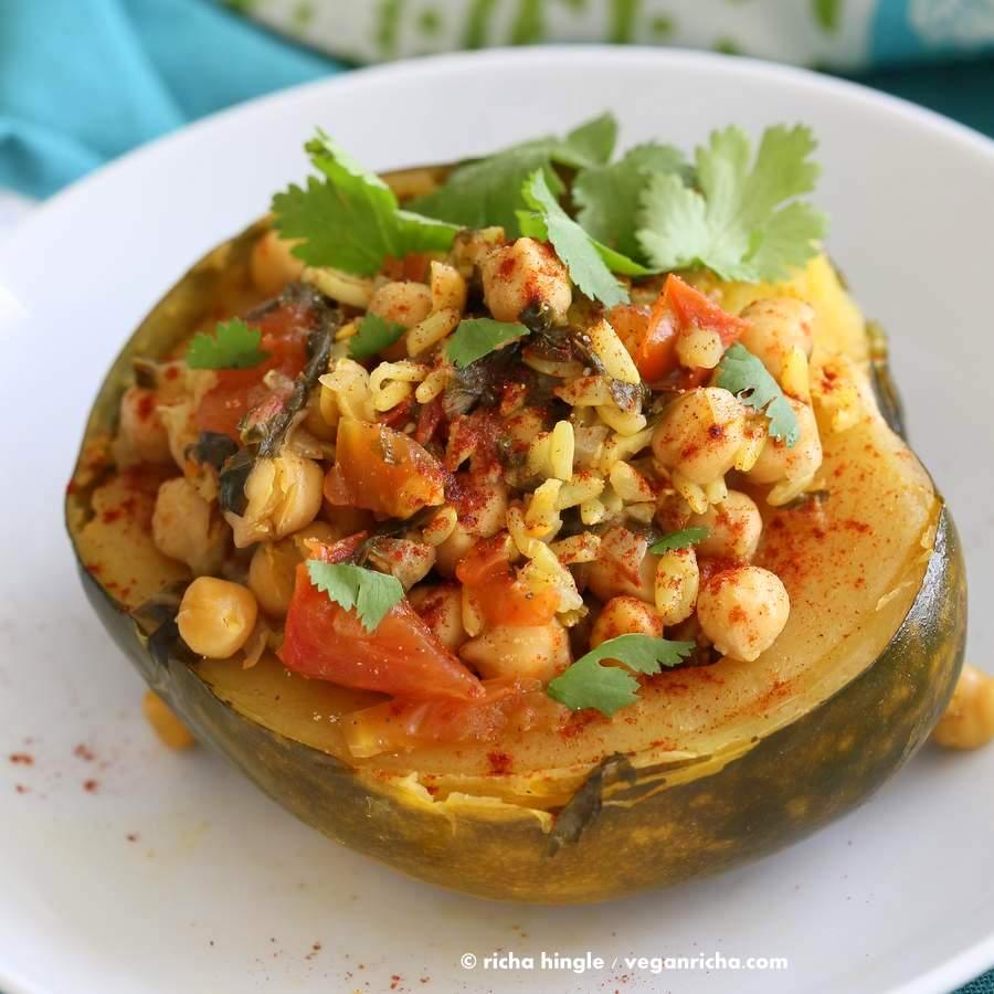 Pressure Cooker Curried chickpea Stuffed Acorn Squash | Pitzn