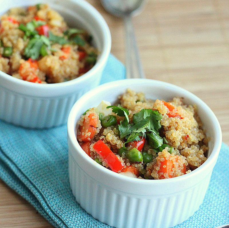 Quinoa Pilaf with Red bell pepper, Leek, Carrot, Peas. vegan, glutenfree
