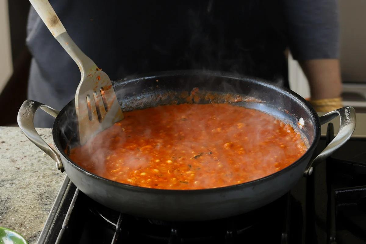 butter chicken sauce after mixing