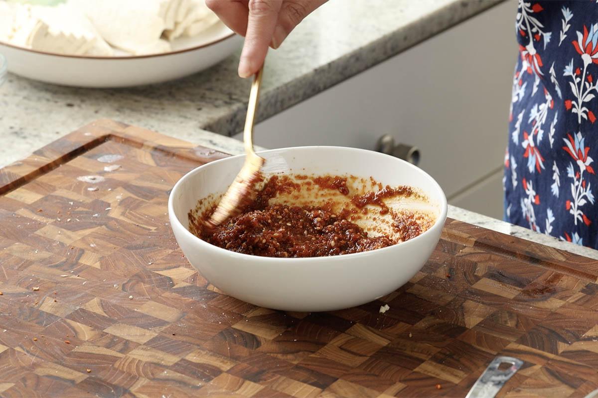 chili garlic coconut chutney in the bowl after mixing