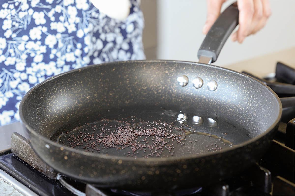 popping the mustard seeds